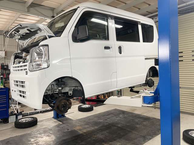 自社工場がありますので購入後もメンテナンス、車検もお任せください！40万から60万円の価格帯の掲載しきれていない在庫車両も他媒体に多数ございますので是非一度お問い合わせください。