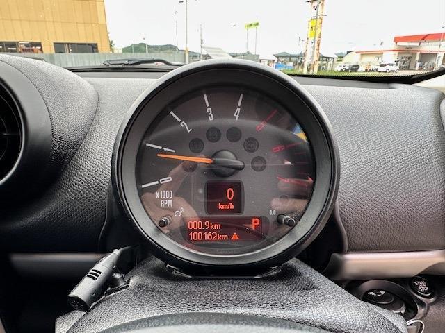 見やすいメーターで運転快適！