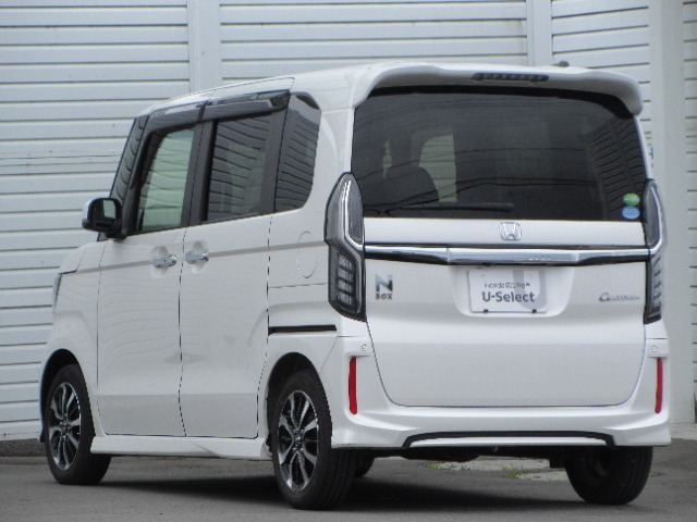 HONDA認定中古車ディーラー『U-select御殿場店』です。新車から1オーナー車、コンデションの良い車両を取り揃えております。車両状態証明書付きです。