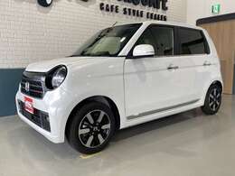 K-one cafeが叶える、もっと気軽で楽しいカーライフ。 忘れた頃にやってくる車検、毎年の税金、メンテナンスのたいくつな時間。 そんなわずらわしさを少しでも無くしたい！そんな想いからK-one cafeは生まれました。