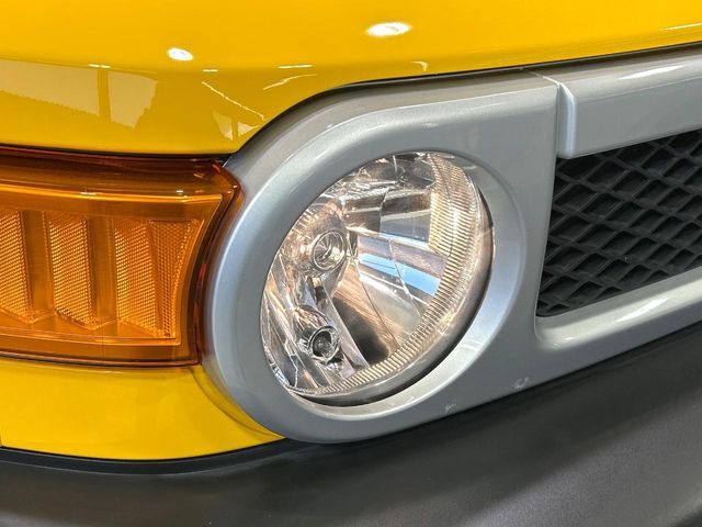 夜間や荒天時により良好な視界で安心な走行をご希望される方には【高輝度LEDヘッドライト】の取付がおすすめ！多くのお客様にご好評いただいております♪