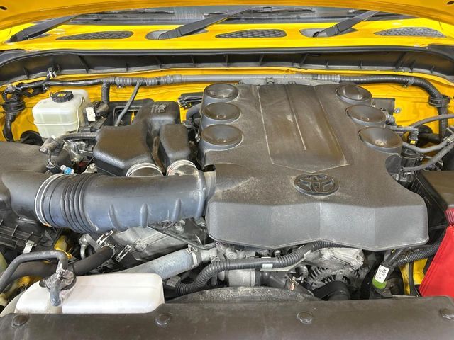 親切・丁寧な専門メカニックスタッフが応対！・車検・点検整備・事故等の修理などアフターサービスも安心。お車のカスタマイズもネクステージのサービススタッフまでご相談ください！