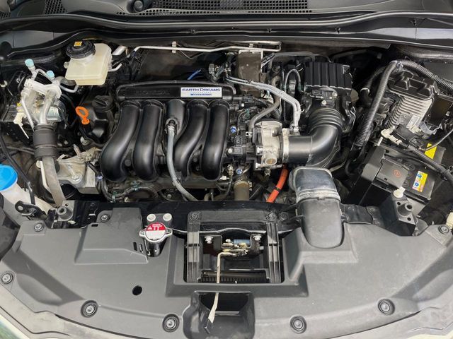 親切・丁寧な専門メカニックスタッフが応対！・車検・点検整備・事故等の修理などアフターサービスも安心。お車のカスタマイズもネクステージのサービススタッフまでご相談ください！