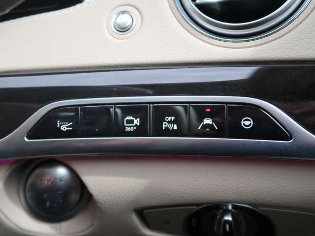 【ヘッドアップディスプレイ】