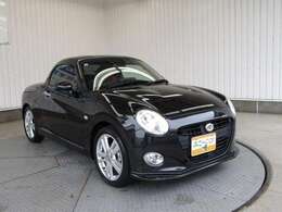 ボディーカラーは「ブラックマイカメタリック」カラーコードは「X07」