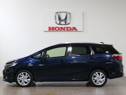 ボディカラーはミッドナイトブルービームメタリックです。