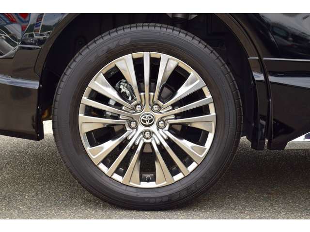 ●カーライフをよりよくお楽しみいただく為にご納車前には法定点検整備を行い、交換が必要な項目は交換させて頂き納車前点検を実施！！●無料通話【TEL：0078-6002-838529】