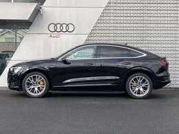 Audi認定中古車とは…100項目にもおよぶ厳しい検査をクリアし、確かなメンテナンスが施された、プレミアムブランドとしてふさわしい1台があなたのお手元に届けられます