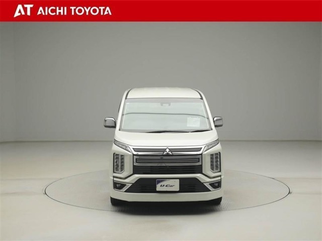LEDヘッドライト、LEDフォグライトになります。
