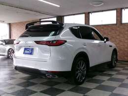 当店の物件は国で定められた認証自社工場でしっかりとした法定点検整備を実施後に御納車させて頂いております。整備費用も総額費用に含まれておりますので安心です。