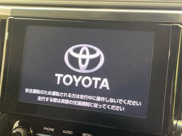 【9インチ　ディスプレイオーディオ】大画面ディスプレイへお持ちのスマートフォンと連携して、ナビやbluetoothでの音楽再生が可能です♪デザインはもちろん操作性も良好！別途ナビ機能の取付可能です♪