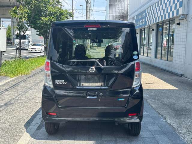 【徹底整備】ご納車前整備は徹底的に行います。消耗品のみならず不安な部品なども当然追加費用無しで、交換の上ご納車致します。