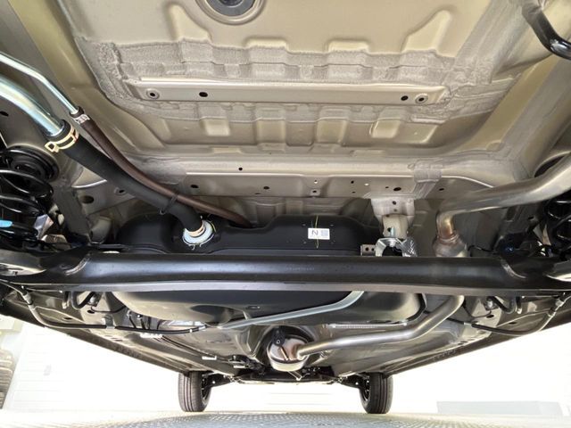 親切・丁寧な専門メカニックスタッフが応対！・車検・点検整備・事故等の修理などアフターサービスも安心。お車のカスタマイズもネクステージのサービススタッフまでご相談ください！