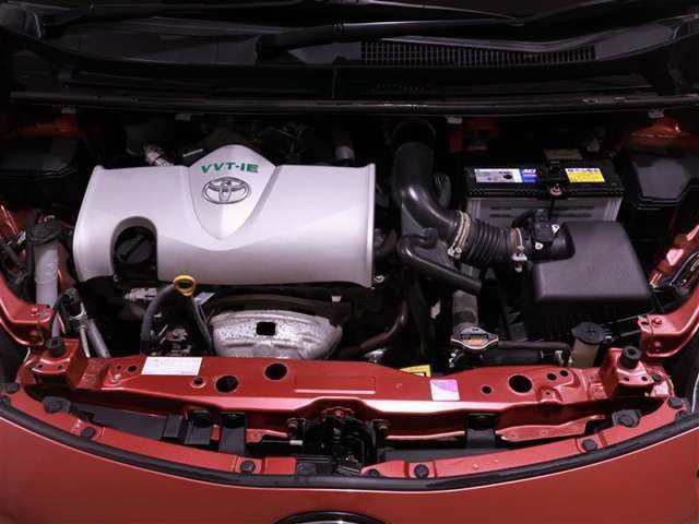 ★★★トヨタ認定中古車★★★　見えないところまで美しく。室内からエンジンルームまで徹底的に洗浄。「まるごとクリーニング」実施済み！気持ちよくお乗りいただけますようクリーニング済みです。