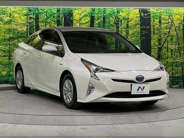 大好評のボディコーティング「弾スプラッシュコート」もご納車までに施工可能。通常のガラスコートと異なる、耐久年数6年の無機質ガラスコーティングが、ボディをキレイな状態に保ってくれます。