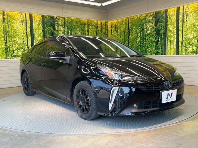 大好評のボディコーティング「弾スプラッシュコート」もご納車までに施工可能。通常のガラスコートと異なる、耐久年数6年の無機質ガラスコーティングが、ボディをキレイな状態に保ってくれます。
