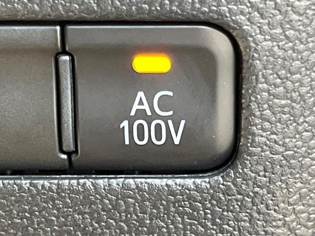 【1500Wアクセサリーコンセント】消費電力1500Wまでの家電が使えます。キャンプやスポーツ・アウトドアでのアクティビティはもちろん、災害・停電の際に大活躍♪