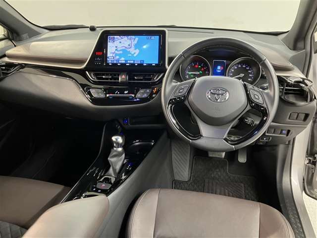 インパネ周辺の画像になります。ご来店の際に色々操作してみて下さい。