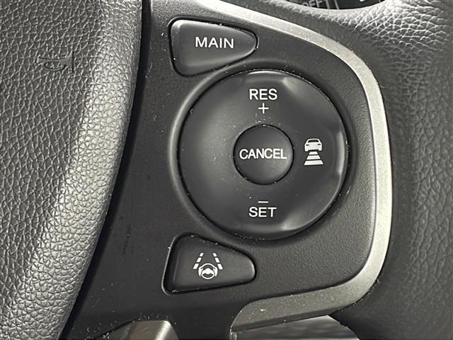 【アダプティブクルーズコントロール（ACC）】適切な車間距離を保ちながら先行車に追従走行できます！機能には限界があるためご注意ください。