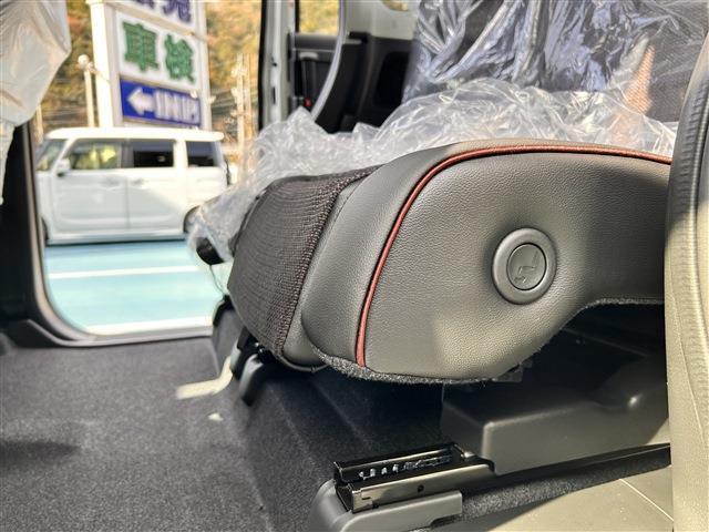 自社陸運局指定工場完備！国家資格車検検査員資格を持った整備士による整備。ステレオ、エアコン等走行に関係のない所も不具合箇所があれば修理してお渡しいたします。