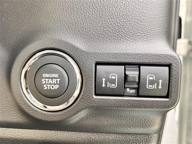 ☆電動スライドドアの開閉操作は運転席からもできます。同乗者をしっかりエスコートできますね♪☆