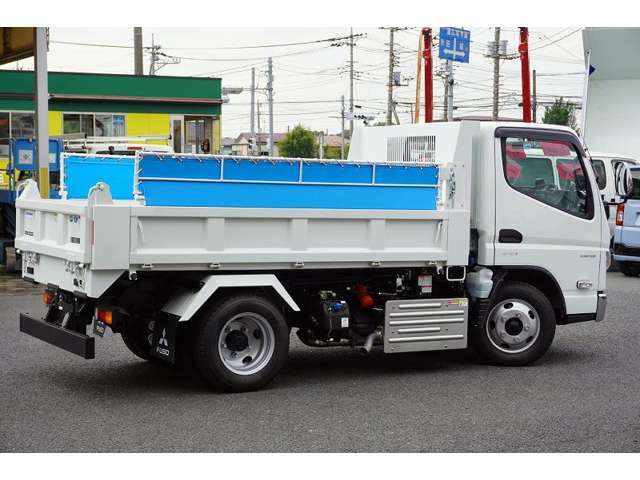 バン・トラック専門、総在庫200台以上！！当社のHPも是非ご覧ください。http://www.vantruck.co.jp/index.htm　　お問い合わせはフリーダイアル0078-6002-212393にてお願い致します。