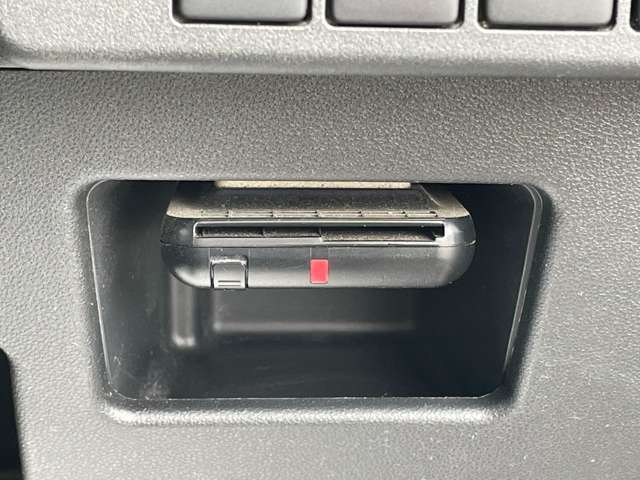 【ETC車載器】高速走行もスムーズにお支払いが可能！セットアップも当社で可能です♪