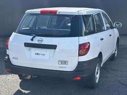 ボディカラーはホワイトです。