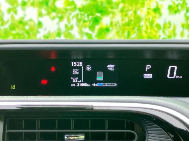 WECARSの展示場では実際に見て、触ってお車をお選びいただけます！知識の豊富な営業スタッフが様々なカーライフをご提案いたします！