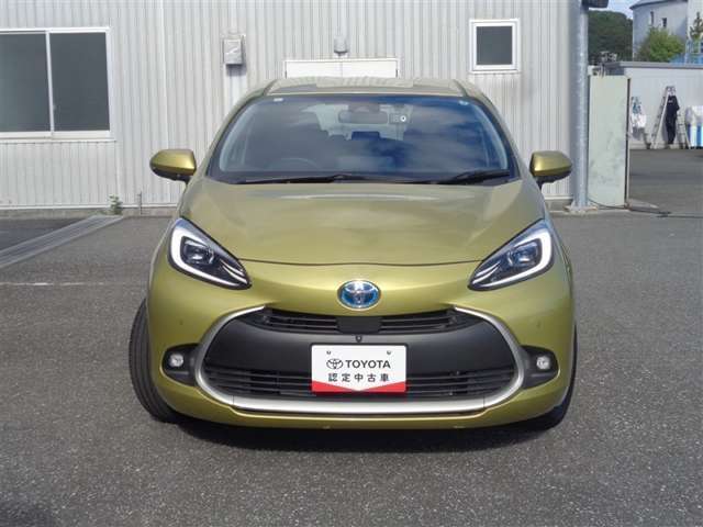 トヨタ認定中古車の3つの安心付きです。1.まるごとクリーニング済み2.車両検査証明書3.ロングラン保証