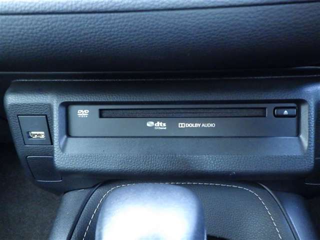 トヨタ認定中古車保証付！（1年間、距離無制限　HV車はHV保証付）　別途延長保証もご用意しております♪　ぜひ現車を確認にご来店ください