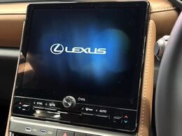 【9.8インチ　ディスプレイオーディオ】大画面のディスプレイはAppleCarPlayやAndroidAutoが利用可能。大きな画面でスマホナビアプリ等が利用いただけます♪