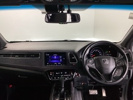 フロントガラスが大きく、ワイドな視界で運転もしやすくなるように、設計されています。