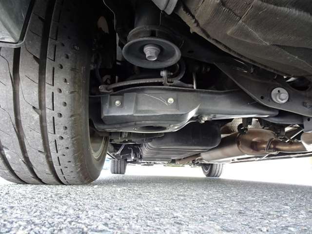 弊社では在庫車輌全車に支払総額を表示しております。また、お客様にとって必要のないオプションを強引に勧めたりすることはございませんので安心してご来店ください！