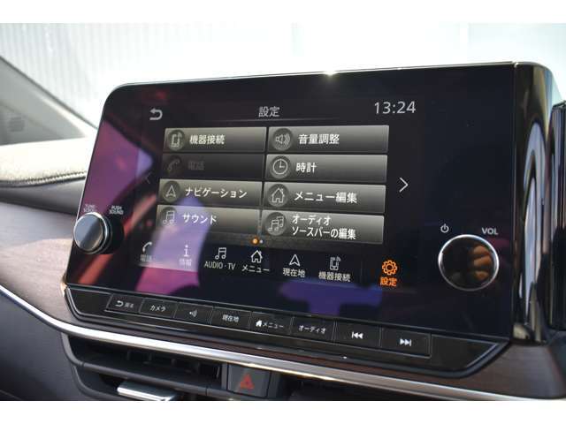 純正ナビ+フルセグで検索や操作がスイスイ行えます！