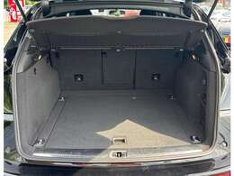 大容量のラゲッジスペースに加え、リヤシートのアレンジ次第で更に積載スペースが広がります。