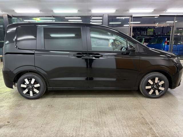 登録済未使用車専門店　ONIX船橋飯山満店の車両を拝見頂きありがとうございます。ご不明な点や他の写真も見たい！などご要望がございましたら、お気軽にメールもしくは、TEL：047-486-3327にてお問い合わせください