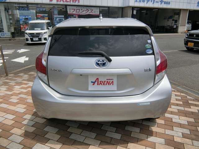 新車・中古車・サービス・カーケア・タイヤから保険までここに来れば車に関することはすべて相談できるお店です。