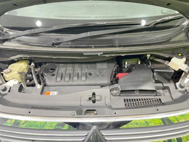 親切・丁寧な専門メカニックスタッフが応対！・車検・点検整備・事故等の修理などアフターサービスも安心。お車のカスタマイズもネクステージのサービススタッフまでご相談ください！