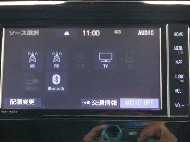 メモリ-ナビ（SD方式）：CD・Bluetooth再生機能付なので、好きな音楽を聴きながら楽しいドライブガ可能です♪またフルセグTVチュ-ナ-内蔵ですので高画質にてTVの視聴も可能です！