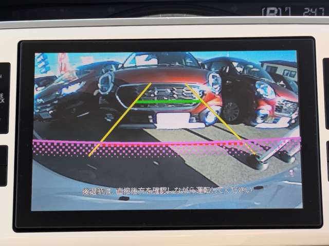 ★バックカメラが付いているので駐車する時に心強いです(*^^*)
