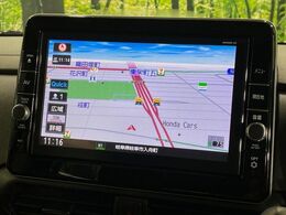 【純正ナビ】人気の純正9型ナビを装備しております。ナビの使いやすさはもちろん、オーディオ機能も充実！キャンプや旅行はもちろん、通勤や買い物など普段のドライブも楽しくなるはず♪