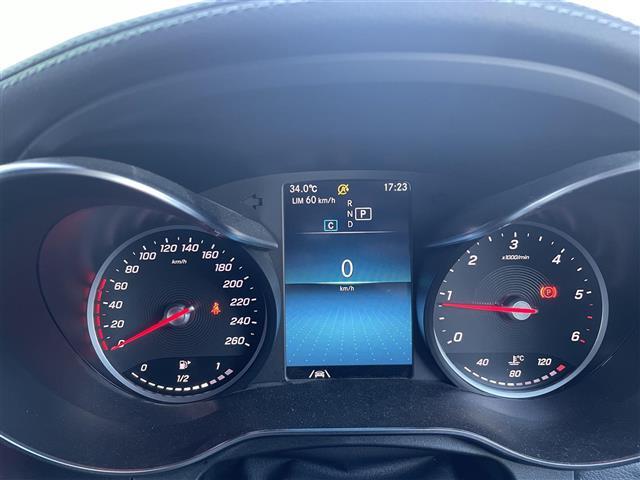 メーターがシンプルで見やすく運転しやすいですね！
