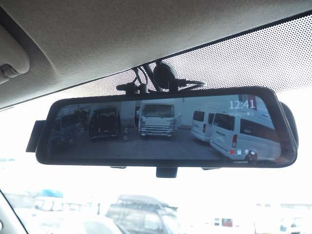 ■遠方のお客様にもご安心頂けるよう、お車の掲載以外の詳細な画像をメールにて配信できます♪ZOOMなどでオンライン商談もお気軽にご相談ください☆