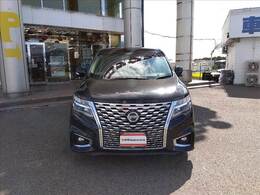 ☆1オナ☆4WD☆10型ナビ☆11型後席モニター☆アラウンドビューモニター☆ビルトインETC☆両側電動ドア☆パワーテールゲート☆エマージェンシーブレーキ☆車線逸脱警報☆ハーフレザー☆走行4.7万km☆