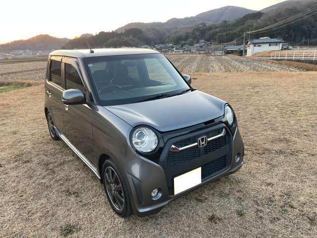 距離は走ってますが、車検も長く明らかに大切にされてきた車両です。ホンダディーラー車です。