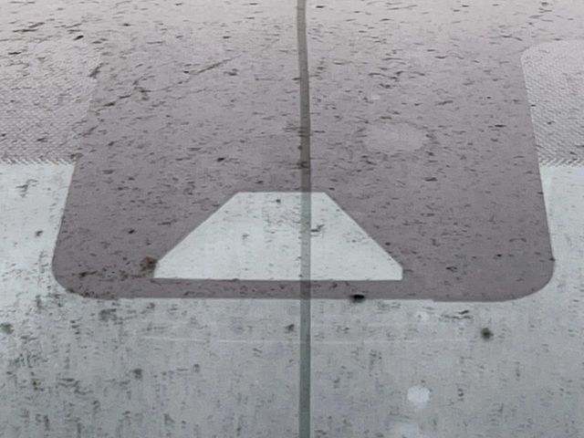 【トヨタセーフティセンス】走行中に前方の車両等を認識し、衝突しそうな時は警報とブレーキで衝突回避と被害軽減をアシスト。より安全にドライブをお楽しみいただけます。