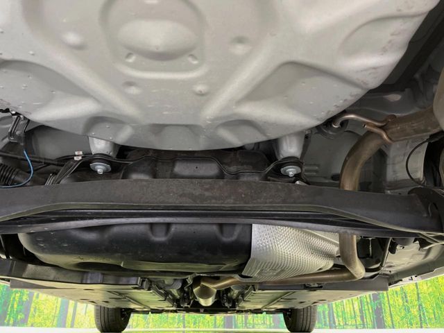 下回りがきれいなうちに、防錆加工の施工がオススメ。降雪地域はもちろん、沿岸部にお住いの方や、趣味でマリン・ウィンタースポーツをされる方にご好評いただいております。