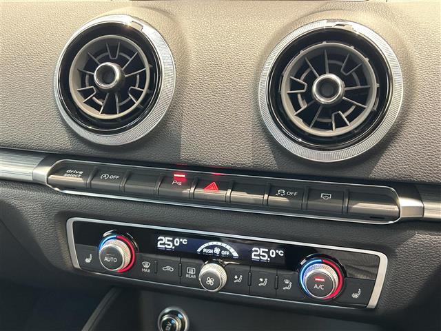 LIBERALAでは多種多様の車種をご用意させていただいております。お客様がご納得いくまで、そのお車の持つ特性を五感すべてで感じ取っていただける場をご提供します。