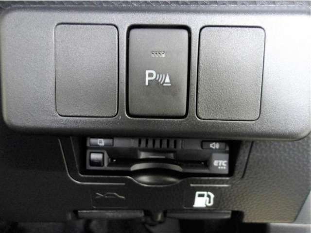 ETC車載器付きです。高速道路の料金所もスムーズに通過できます。